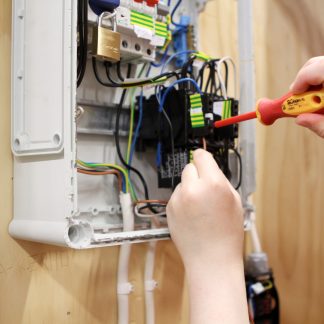 Sähkö- ja automaatiotekniikka